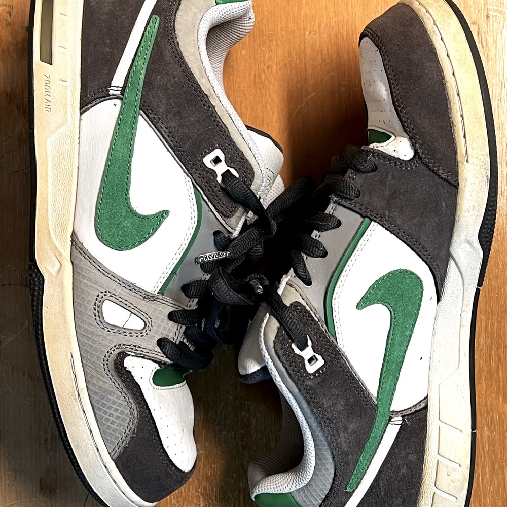 ~ NIKE Zoom Oncore 2 6.0 Kevlar ~